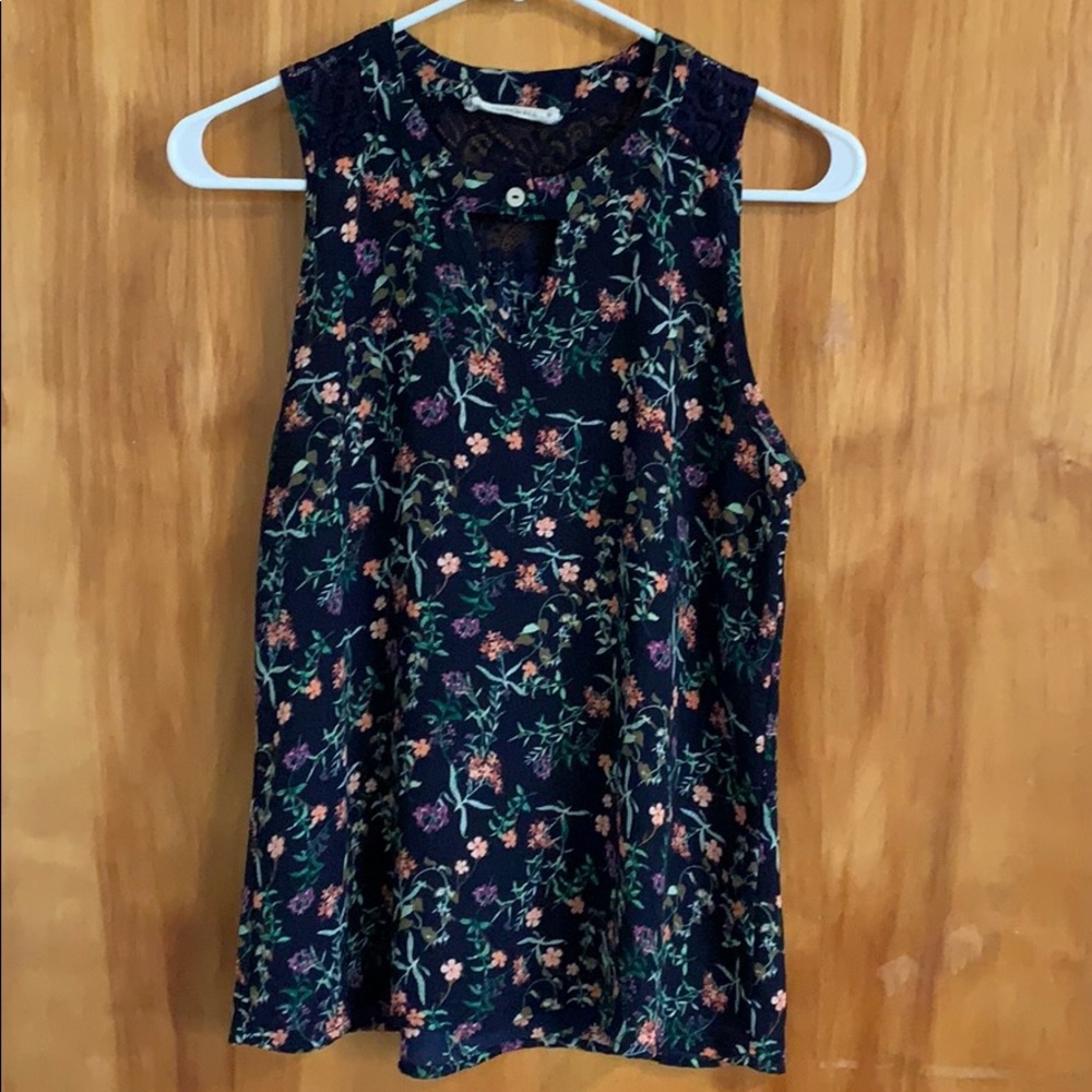 SP Floral Keyhole Blouse